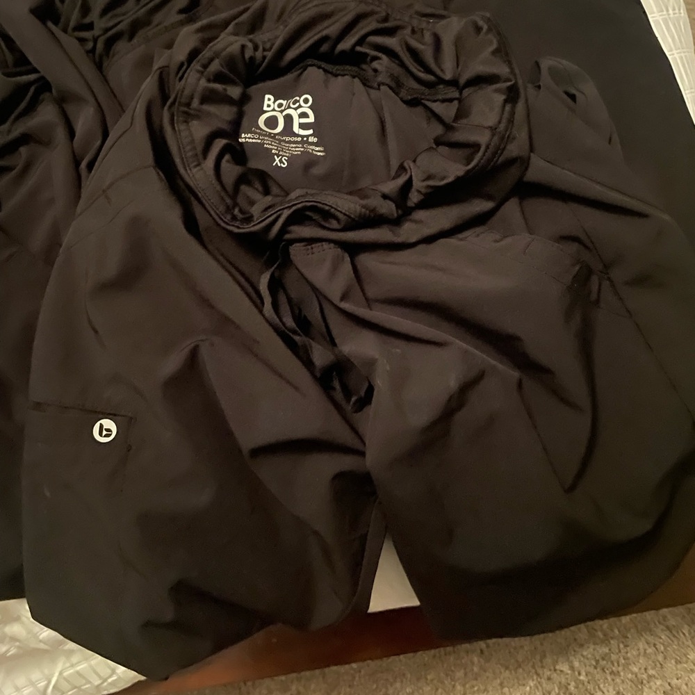 Barco one scrubs